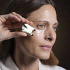 Suprem&yuml;a at Night The Supreme Anti-Aging Eye Cream image number null