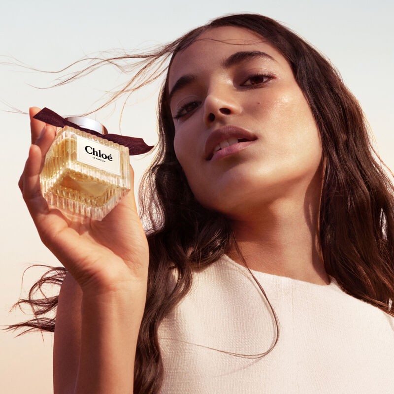 Le Parfum image number null