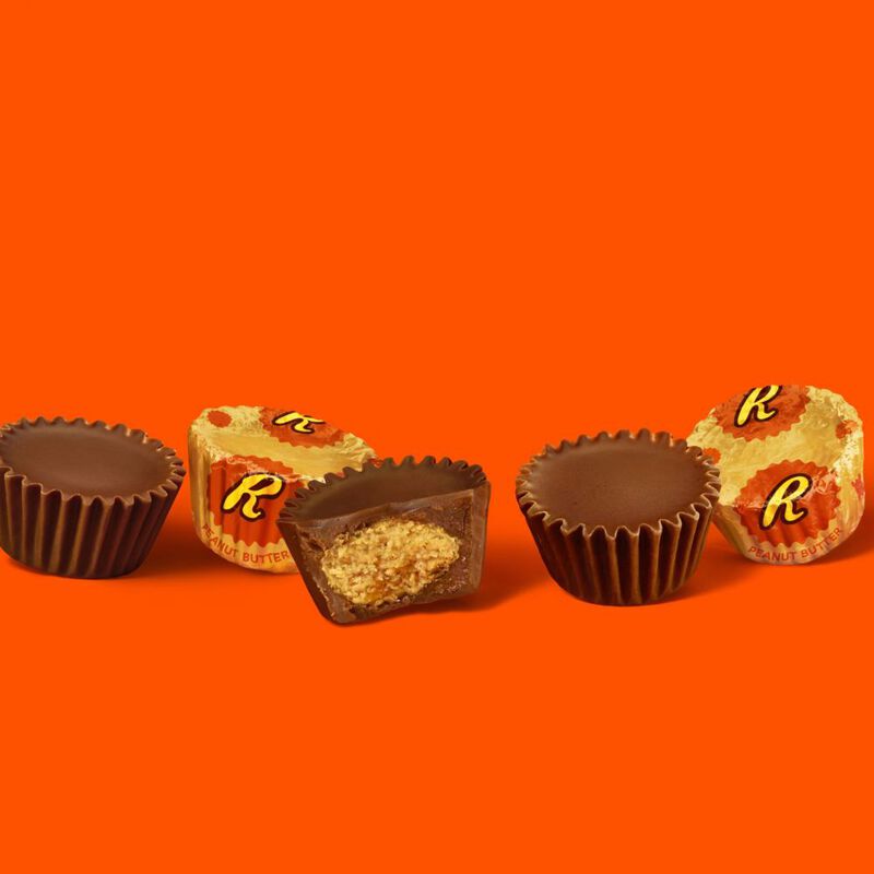 Miniatures Peanut Butter Cups image number null