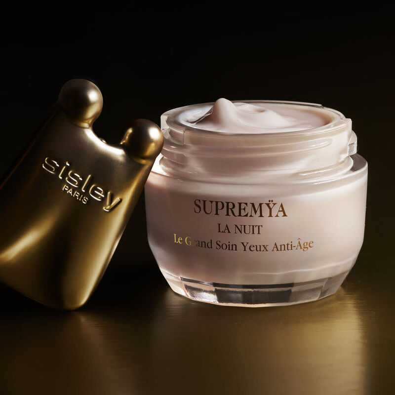 Suprem&yuml;a at Night The Supreme Anti-Aging Eye Cream image number null