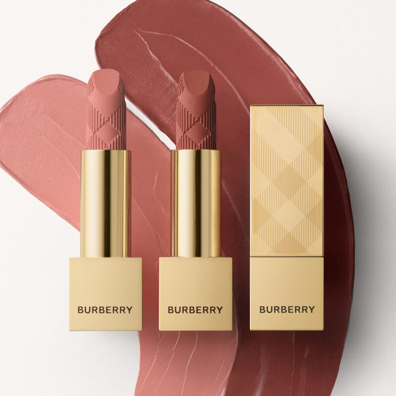 Kisses Matte Lipstick image number null