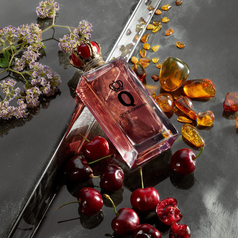 Q by D&G Intense image number null