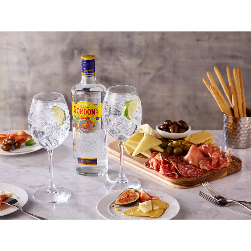 London Dry Gin image number null