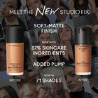Studio Fix Fluid SPF 15 24hr Matte Foundation + Oil Control image number null