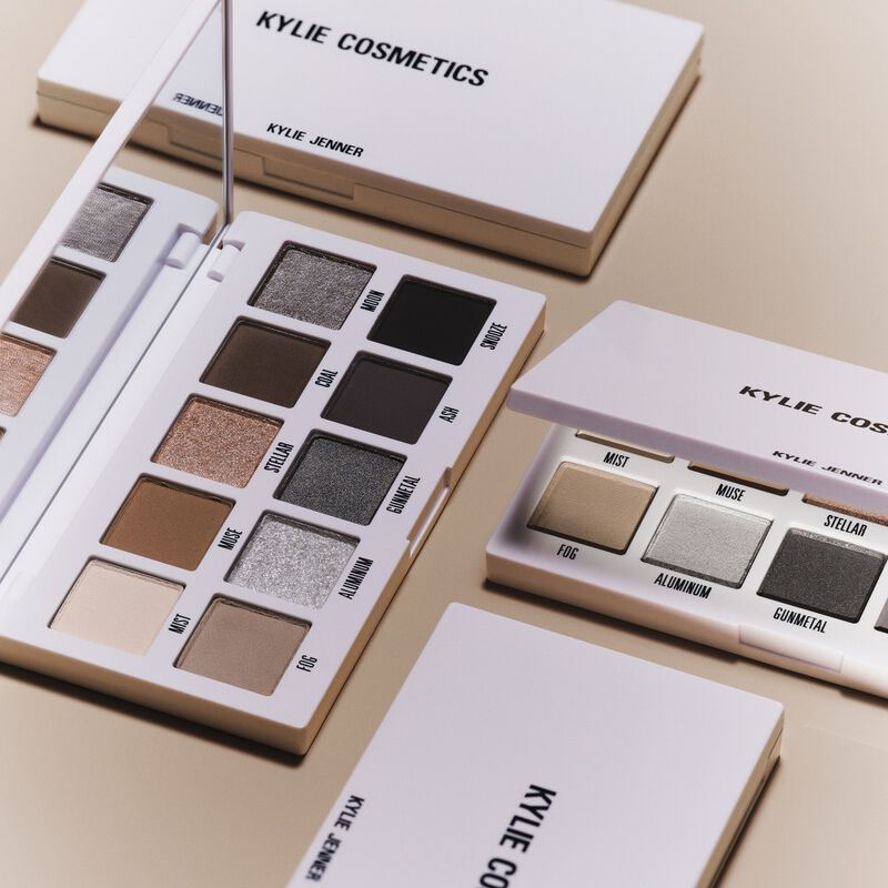 The Smokey Palette 10 image number null