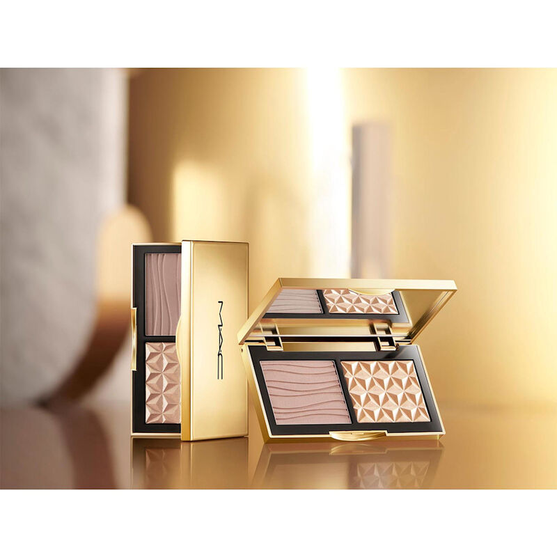Sculpt & Glow Duo Highlight & Contour Palette image number null
