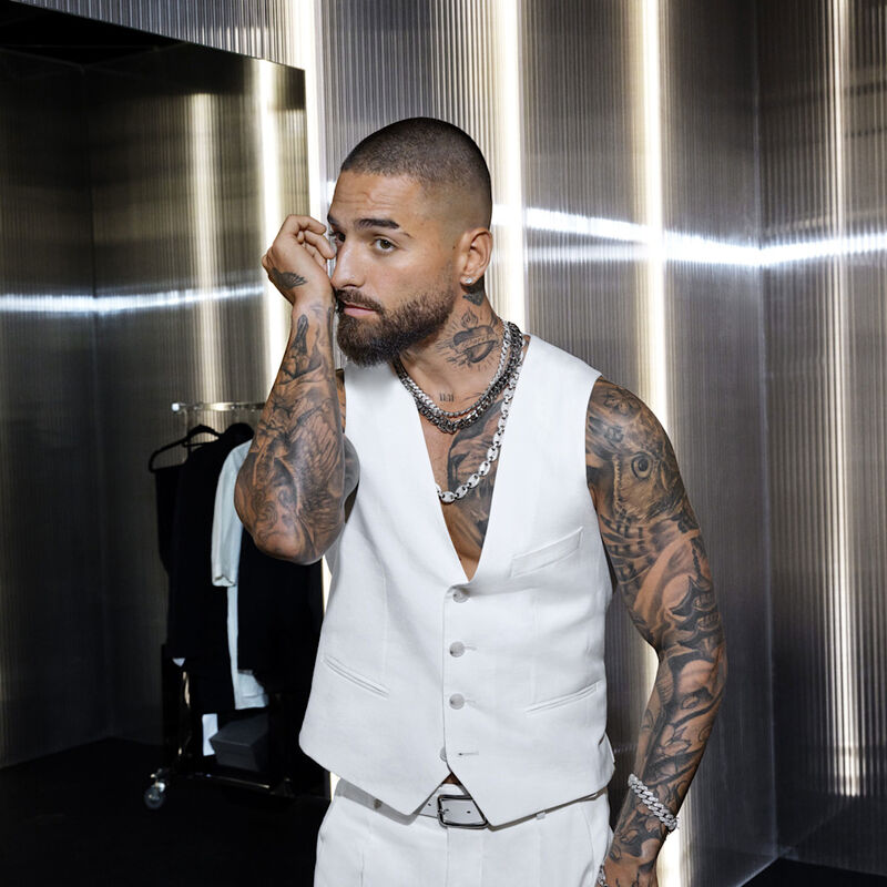 BOSS Bottled Beyond image number null