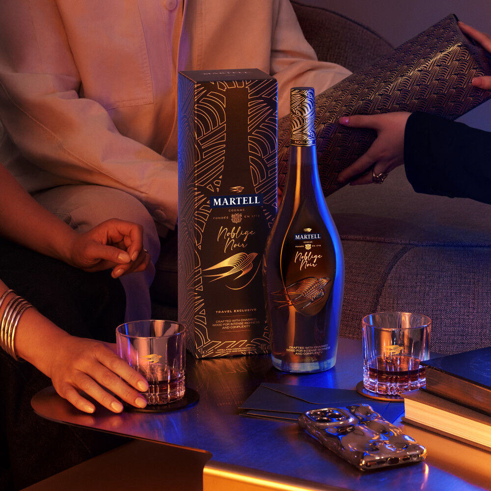 免税限定マーテル ノブリージュノワール Martell Noblige Noir 免税限定マーテル ノブリージュノワール Martell Noblige Noir