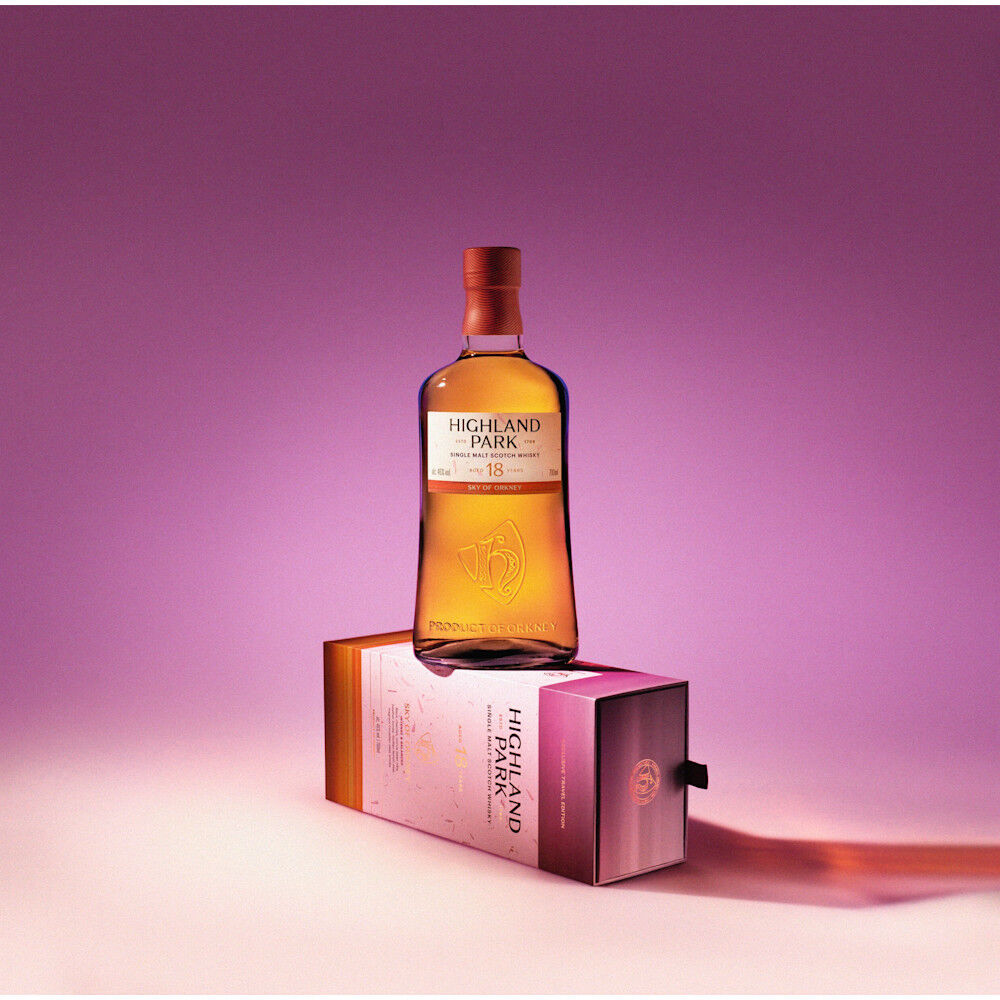 Highland Park 18 Sky of Orkney 70cl | Perth Airport Duty Free