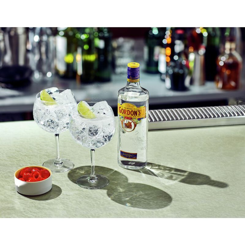 London Dry Gin image number null
