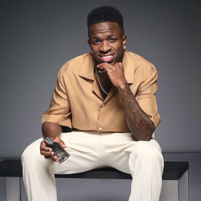 BOSS Bottled Beyond image number null