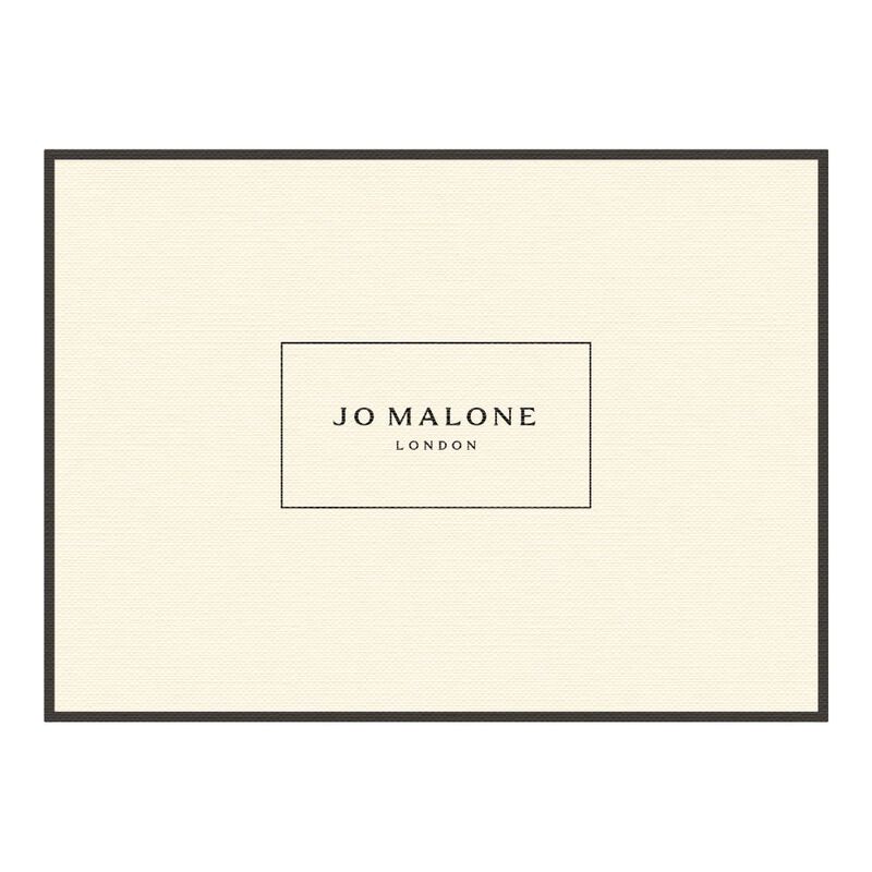 English Pear & Freesia Layering Collection image number null