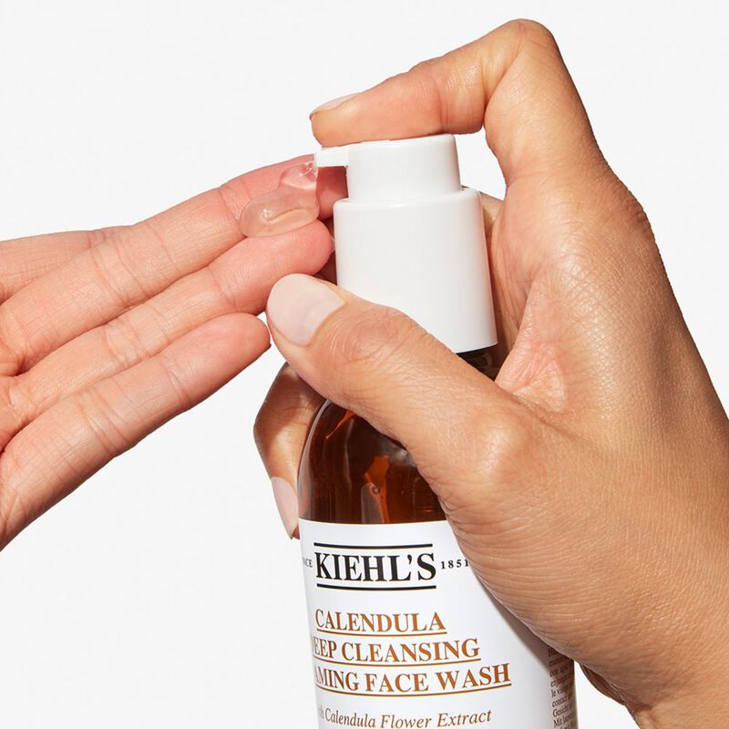 Calendula Deep Cleansing Foaming Face Wash image number null