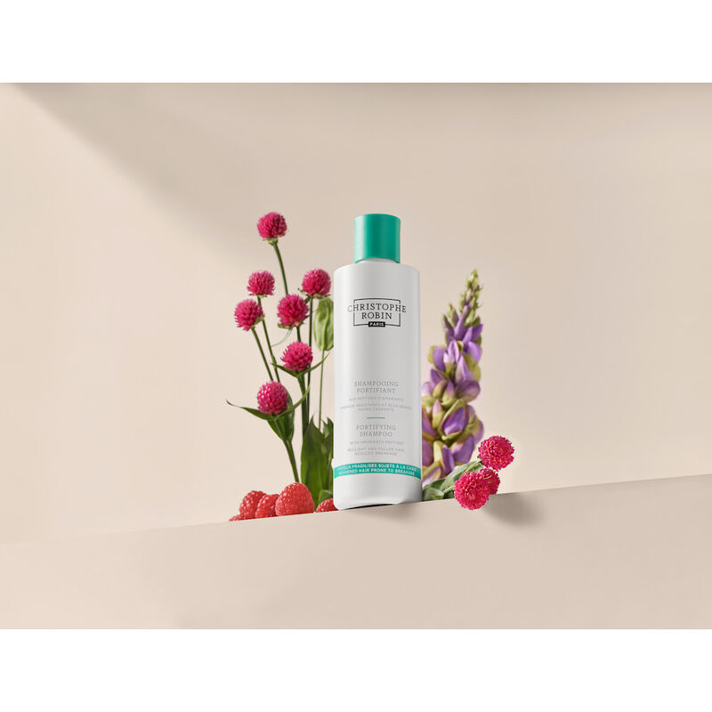 Fortifying Shampoo with Amaranth Peptides  image number null