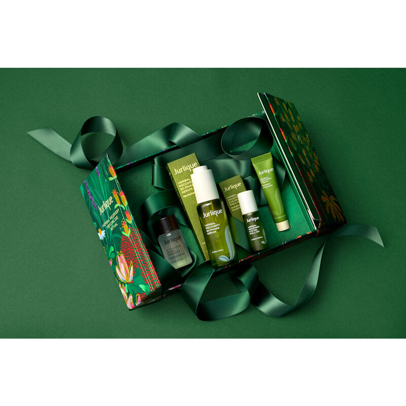 Herbal Recovery Revitalise Ritual Set image number null