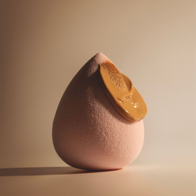 Power Plush Longwear Foundation image number null