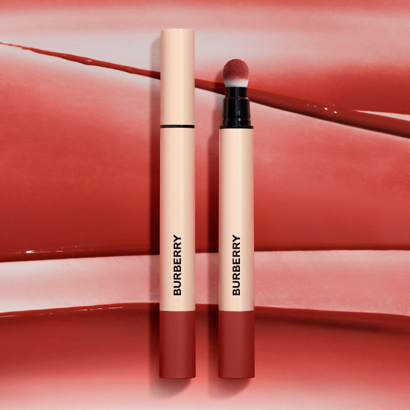 Brit Matte Lip Veil image number null