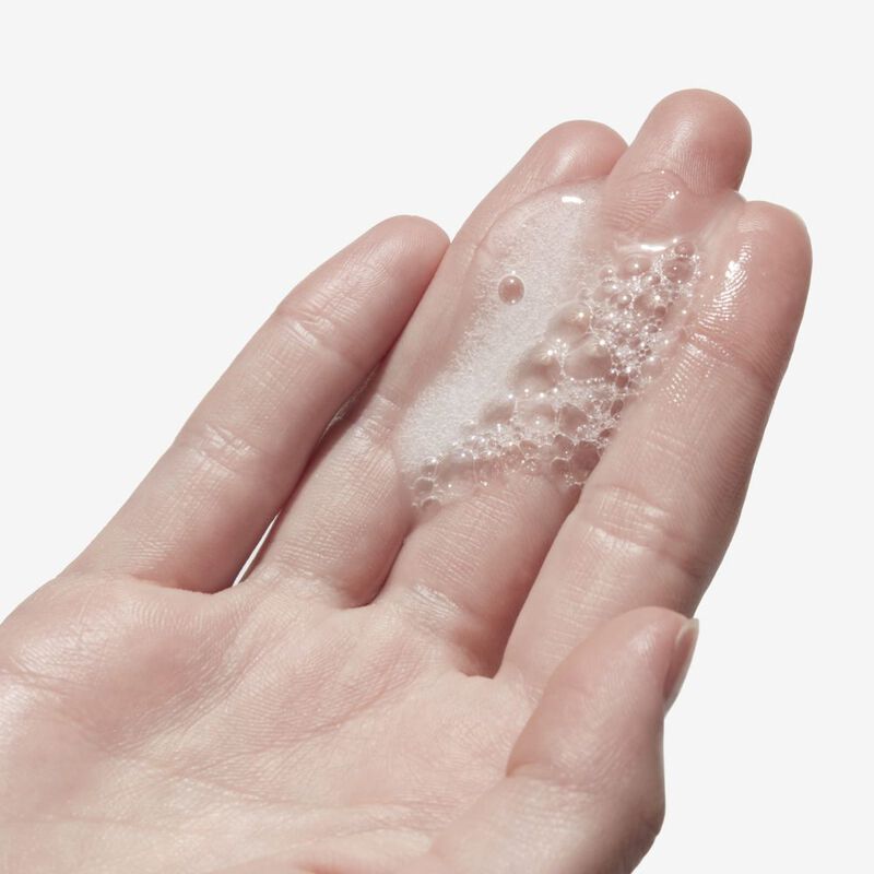 Ultra Facial Cleanser image number null