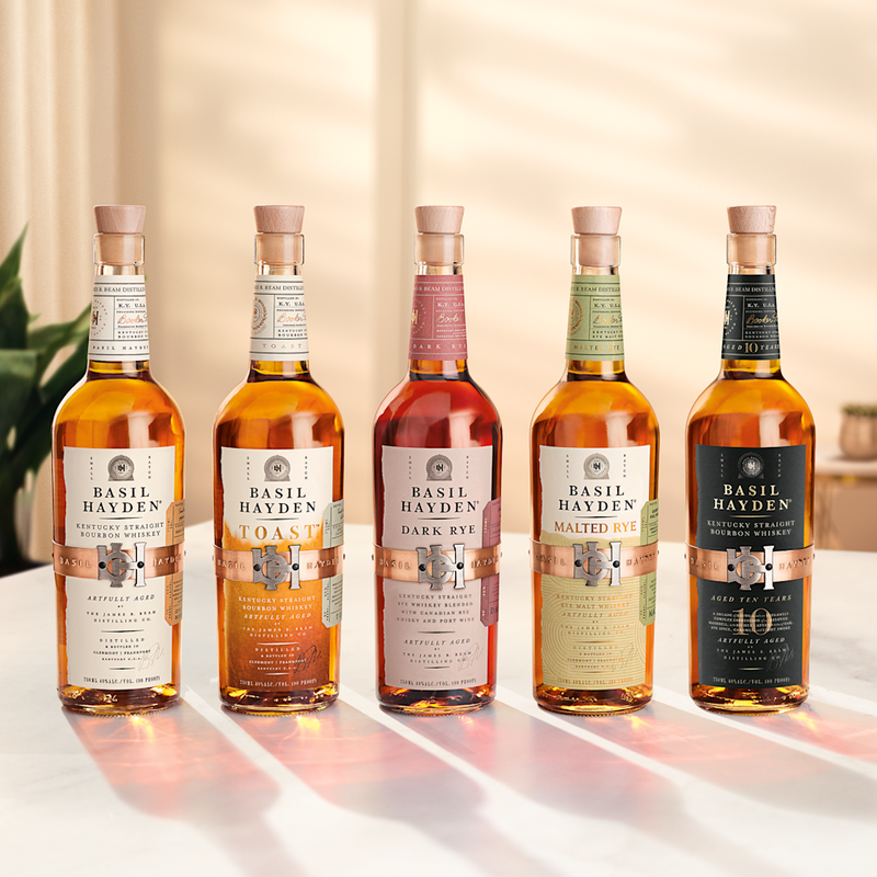 Kentucky Straight Bourbon Whiskey image number null