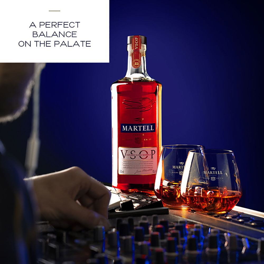 MARTELL Médaille V.S.O.P 1リットル Martell VSOP Cognac Medaillon: Buy Now | Caskers