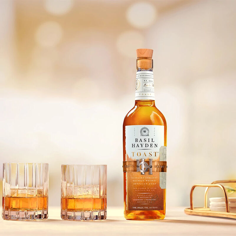 Kentucky Straight Bourbon Whiskey image number null