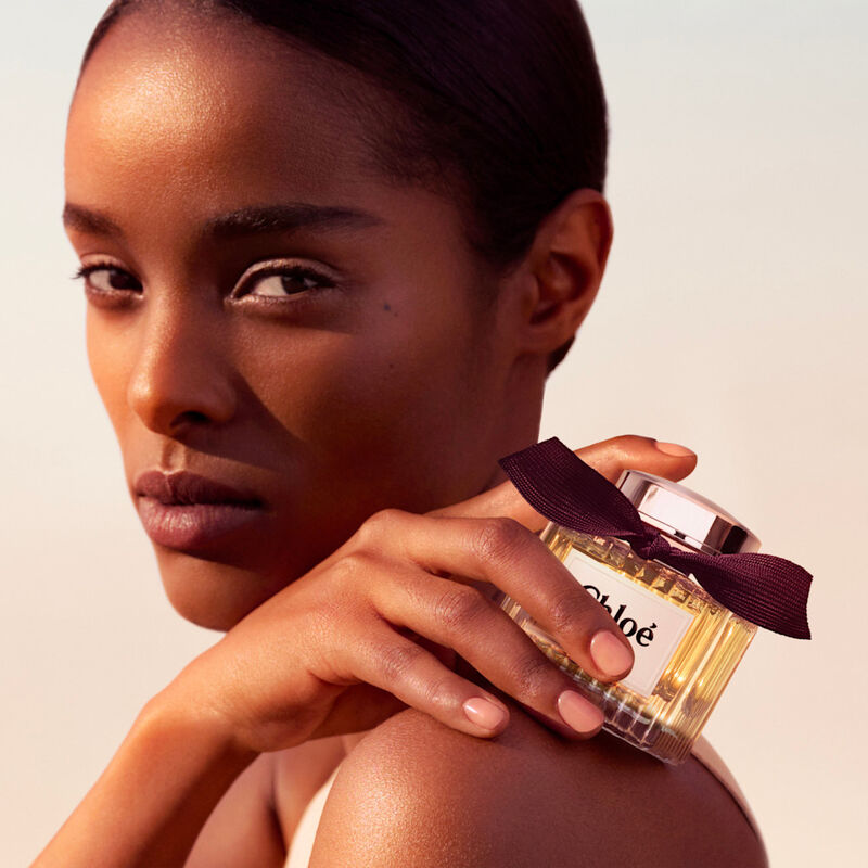 Le Parfum image number null